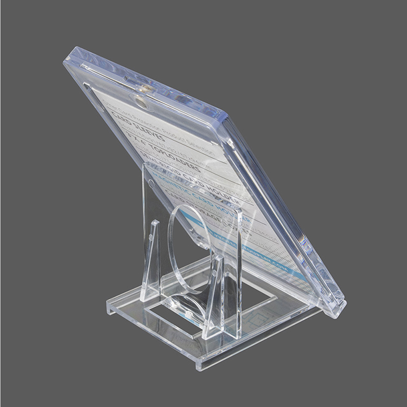 Porta carte di supporto da 1/5 - Gaming Card Holder recensione e prezzo