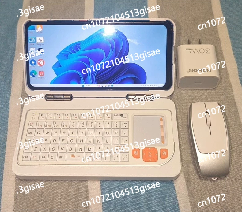 PC Portatile Dual Boot da 6 Po - Handheld Gaming Console recensione e prezzo